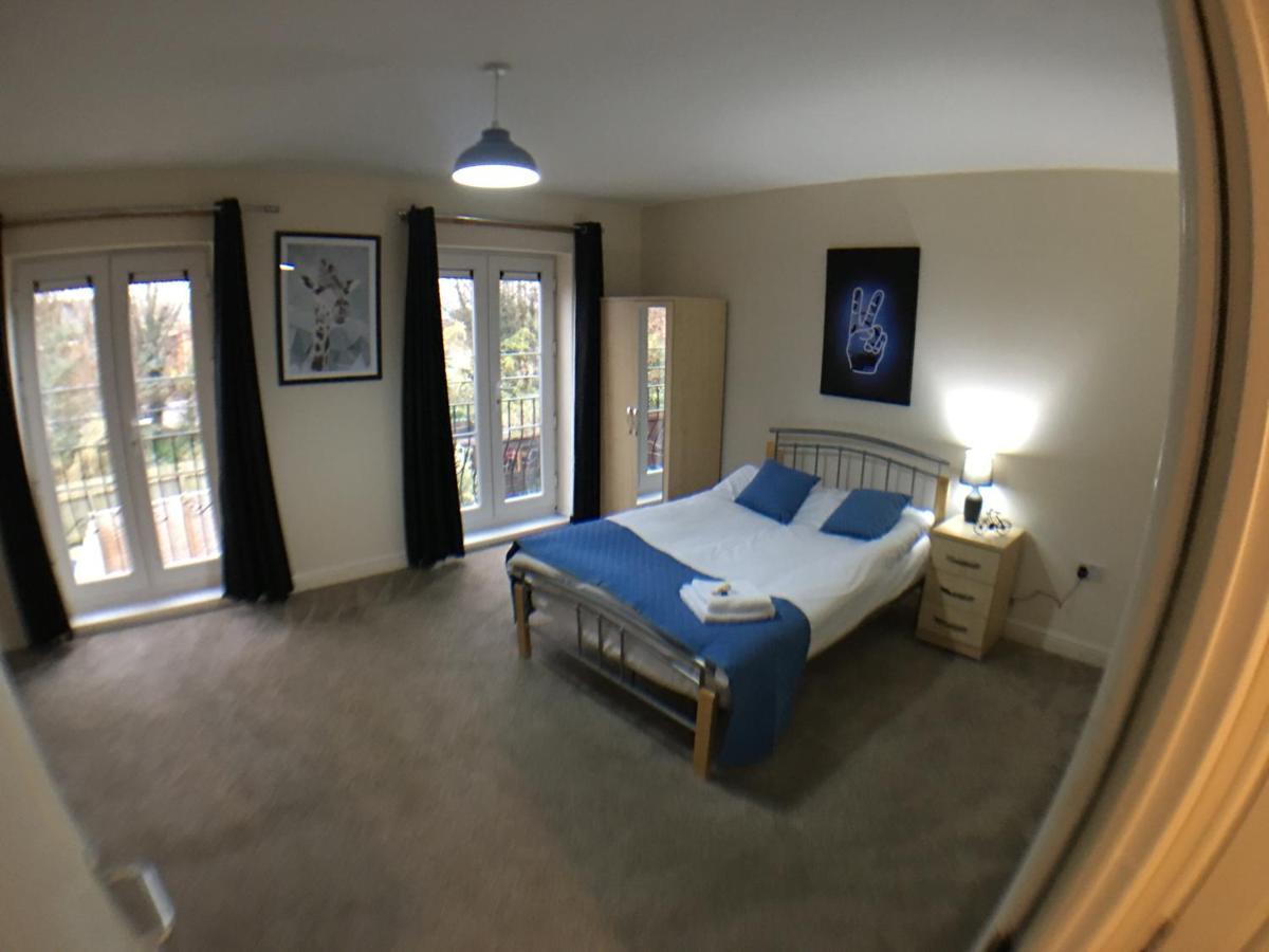 Very Large House, 6 Beds, 4 Bedrooms, 3 Bathrooms, 5 Smart Tv'S & Van Parking Boston Luaran gambar