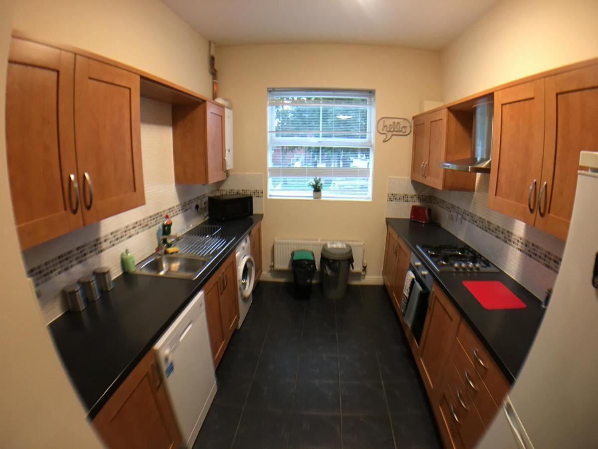 Very Large House, 6 Beds, 4 Bedrooms, 3 Bathrooms, 5 Smart Tv'S & Van Parking Boston Luaran gambar