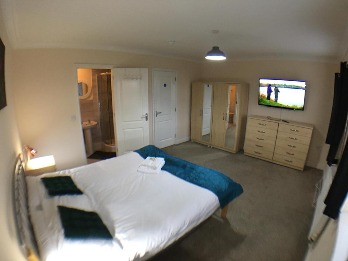 Very Large House, 6 Beds, 4 Bedrooms, 3 Bathrooms, 5 Smart Tv'S & Van Parking Boston Luaran gambar